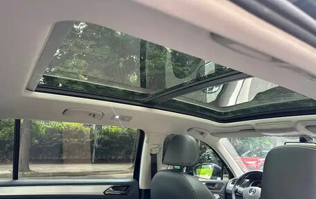 Volkswagen Tiguan II, 2021 год, 3 350 069 рублей, 23 фотография