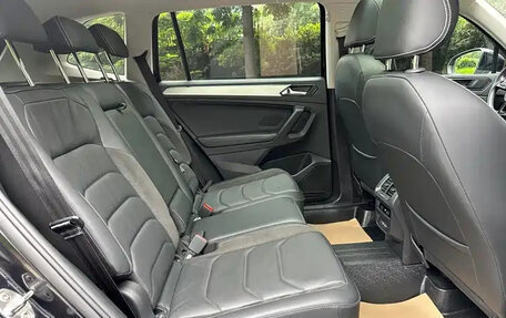 Volkswagen Tiguan II, 2021 год, 3 350 069 рублей, 21 фотография