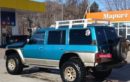 Nissan Safari IV, 1990 год, 1 520 000 рублей, 2 фотография