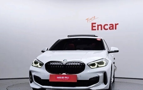 BMW 1 серия, 2022 год, 2 014 555 рублей, 2 фотография