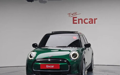 MINI Hatch, 2022 год, 1 908 555 рублей, 2 фотография