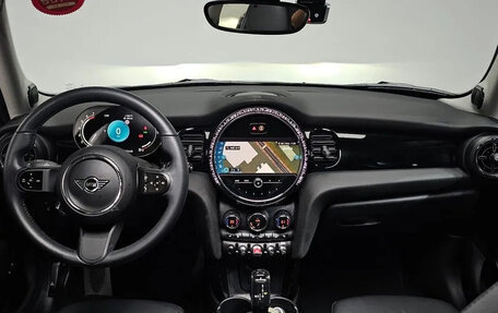 MINI Hatch, 2022 год, 1 908 555 рублей, 9 фотография