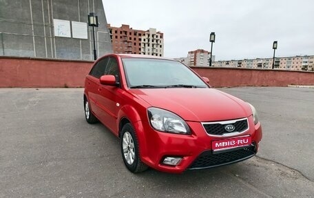KIA Rio II, 2010 год, 750 000 рублей, 1 фотография