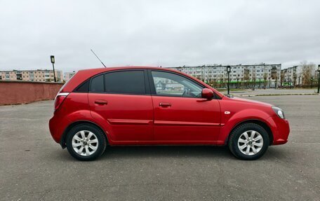 KIA Rio II, 2010 год, 750 000 рублей, 7 фотография