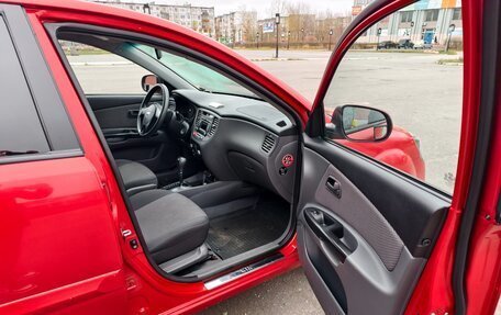 KIA Rio II, 2010 год, 750 000 рублей, 8 фотография