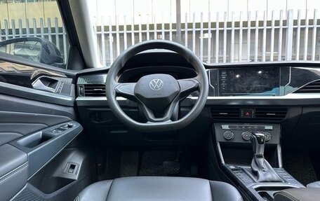 Volkswagen Passat B8 рестайлинг, 2021 год, 2 000 000 рублей, 15 фотография