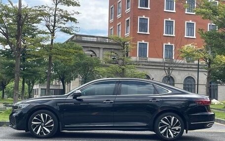 Volkswagen Passat B8 рестайлинг, 2021 год, 2 000 000 рублей, 7 фотография