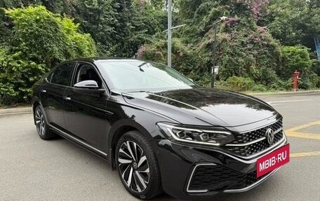 Volkswagen Passat B8 рестайлинг, 2021 год, 2 000 000 рублей, 3 фотография