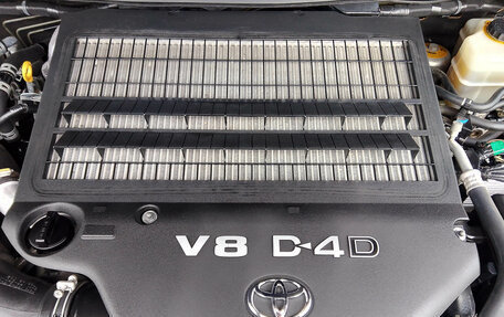 Toyota Land Cruiser 200, 2015 год, 5 325 000 рублей, 9 фотография