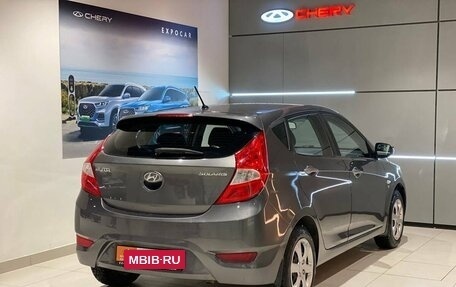 Hyundai Solaris II рестайлинг, 2013 год, 798 000 рублей, 5 фотография