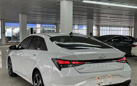Hyundai Elantra, 2022 год, 1 171 027 рублей, 6 фотография