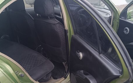 Nissan March III, 2002 год, 350 000 рублей, 6 фотография