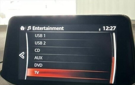 Mazda Axela, 2017 год, 900 000 рублей, 2 фотография