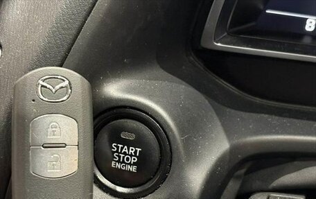 Mazda Axela, 2017 год, 900 000 рублей, 19 фотография