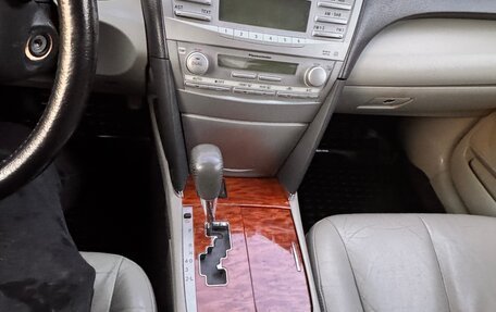 Toyota Camry, 2009 год, 1 300 000 рублей, 8 фотография