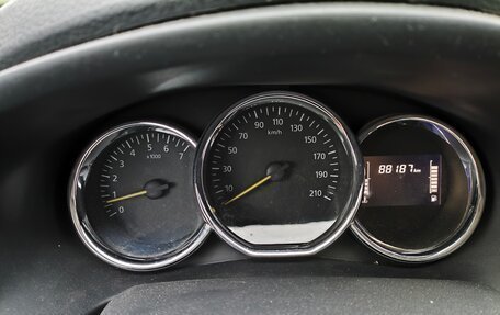 Renault Sandero II рестайлинг, 2019 год, 950 000 рублей, 4 фотография