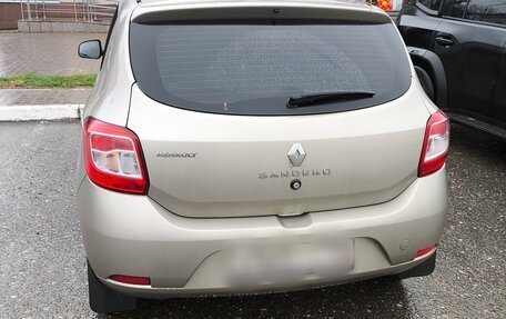 Renault Sandero II рестайлинг, 2019 год, 950 000 рублей, 2 фотография
