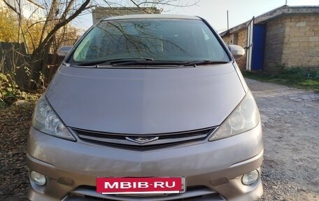 Toyota Estima III рестайлинг -2, 2005 год, 750 000 рублей, 2 фотография