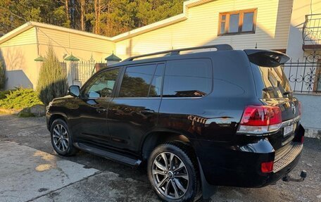 Toyota Land Cruiser 200, 2015 год, 5 740 000 рублей, 4 фотография