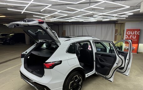 Volkswagen Tiguan, 2025 год, 4 900 000 рублей, 17 фотография