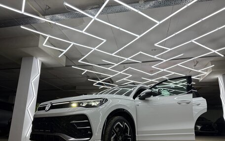 Volkswagen Tiguan, 2025 год, 4 900 000 рублей, 16 фотография
