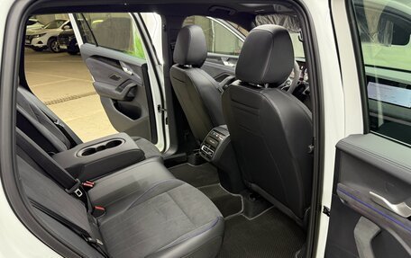 Volkswagen Tiguan, 2025 год, 4 900 000 рублей, 31 фотография