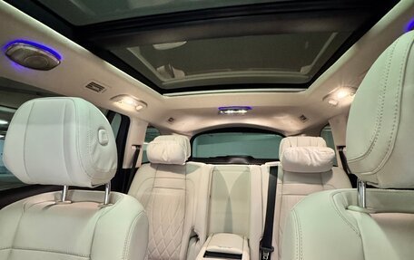 Mercedes-Benz GLS AMG, 2021 год, 18 000 000 рублей, 17 фотография