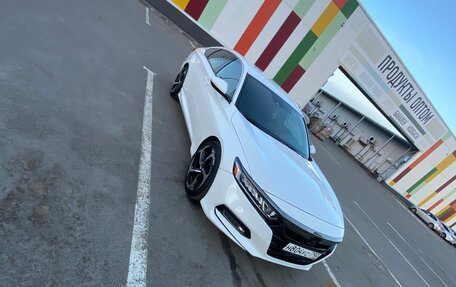 Honda Accord IX рестайлинг, 2019 год, 2 280 000 рублей, 12 фотография