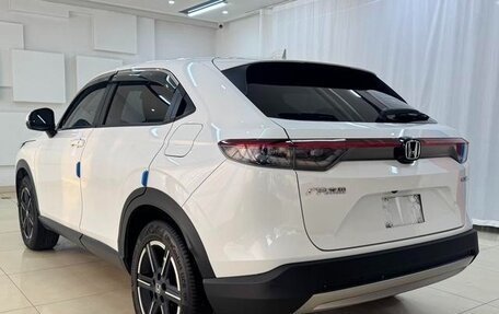 Honda Vezel, 2022 год, 1 624 000 рублей, 4 фотография