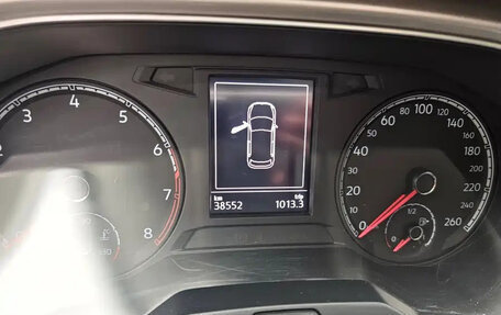 Volkswagen T-Roc I, 2022 год, 1 830 000 рублей, 14 фотография