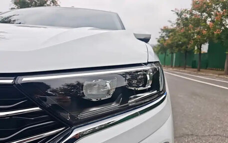 Volkswagen T-Roc I, 2022 год, 1 830 000 рублей, 12 фотография