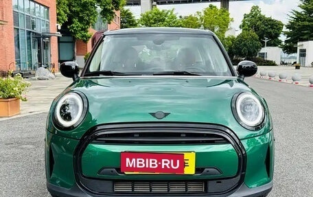 MINI Hatch, 2022 год, 1 983 555 рублей, 2 фотография