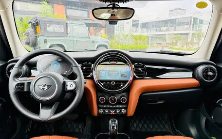 MINI Hatch, 2022 год, 1 983 555 рублей, 10 фотография