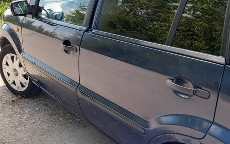 Ford Fusion I, 2003 год, 140 000 рублей, 13 фотография