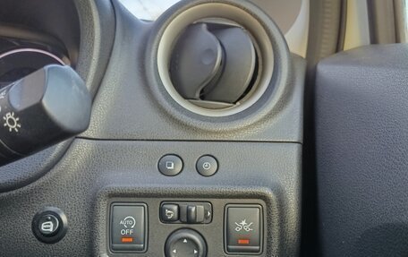 Nissan Note II рестайлинг, 2015 год, 879 000 рублей, 17 фотография