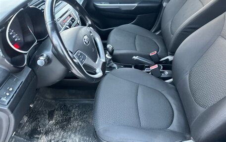 KIA Rio III рестайлинг, 2016 год, 845 000 рублей, 6 фотография