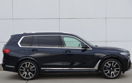 BMW X7, 2019 год, 9 000 000 рублей, 2 фотография