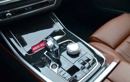 BMW X7, 2019 год, 9 000 000 рублей, 16 фотография