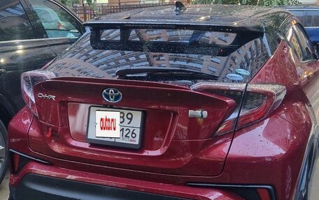 Toyota C-HR I рестайлинг, 2018 год, 2 499 900 рублей, 7 фотография