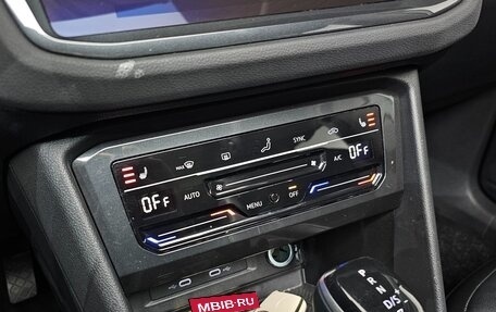 Volkswagen Tiguan II, 2022 год, 3 470 000 рублей, 10 фотография