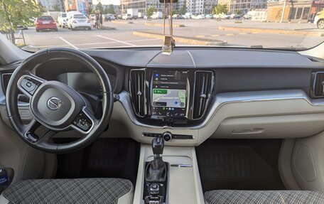 Volvo XC60 II, 2018 год, 3 550 000 рублей, 6 фотография