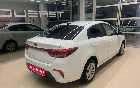 KIA Rio IV, 2018 год, 1 620 000 рублей, 4 фотография