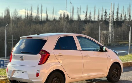 KIA Picanto II, 2011 год, 855 000 рублей, 6 фотография