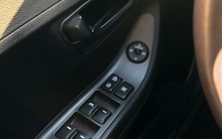 KIA Picanto II, 2011 год, 855 000 рублей, 12 фотография