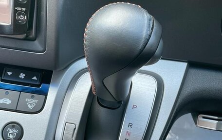 Honda Stream II, 2014 год, 1 208 588 рублей, 15 фотография