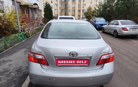 Toyota Camry, 2008 год, 850 000 рублей, 4 фотография