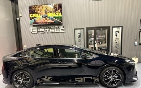 Toyota Prius IV XW50, 2022 год, 2 247 792 рублей, 3 фотография