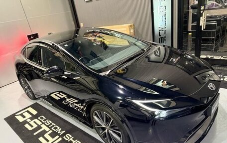 Toyota Prius IV XW50, 2022 год, 2 247 792 рублей, 2 фотография