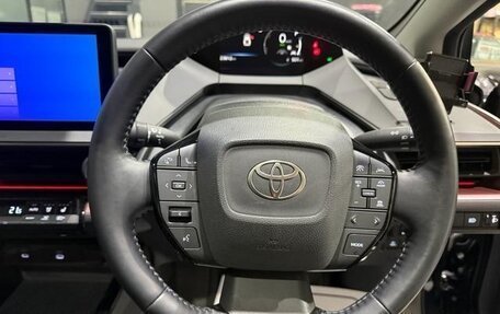 Toyota Prius IV XW50, 2022 год, 2 247 792 рублей, 13 фотография