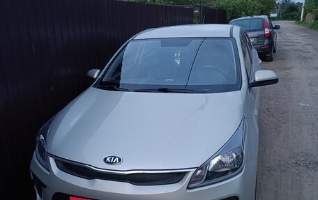 KIA Rio IV, 2020 год, 1 700 000 рублей, 2 фотография